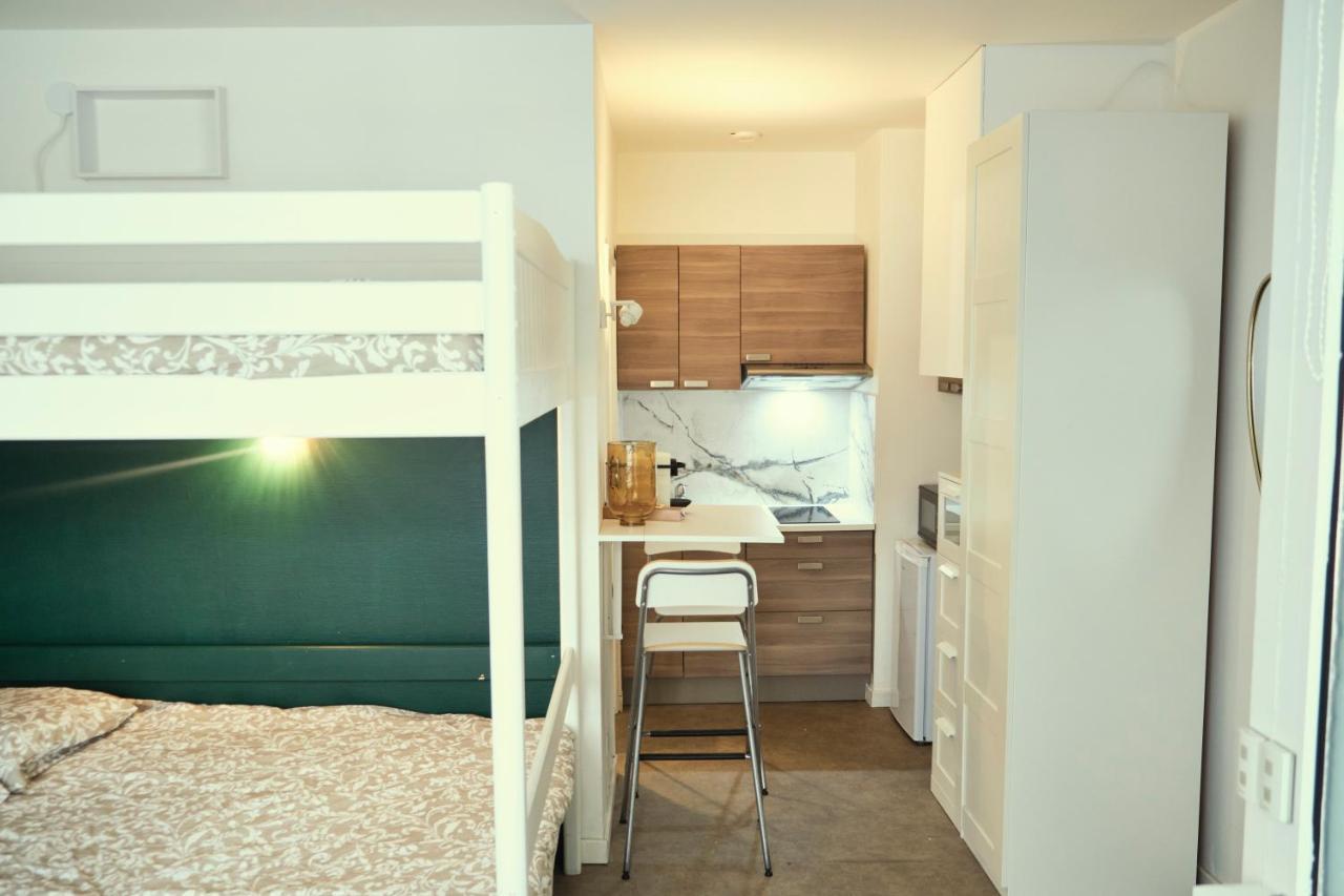 Suite Hanoi Villeurbanne Exterior photo